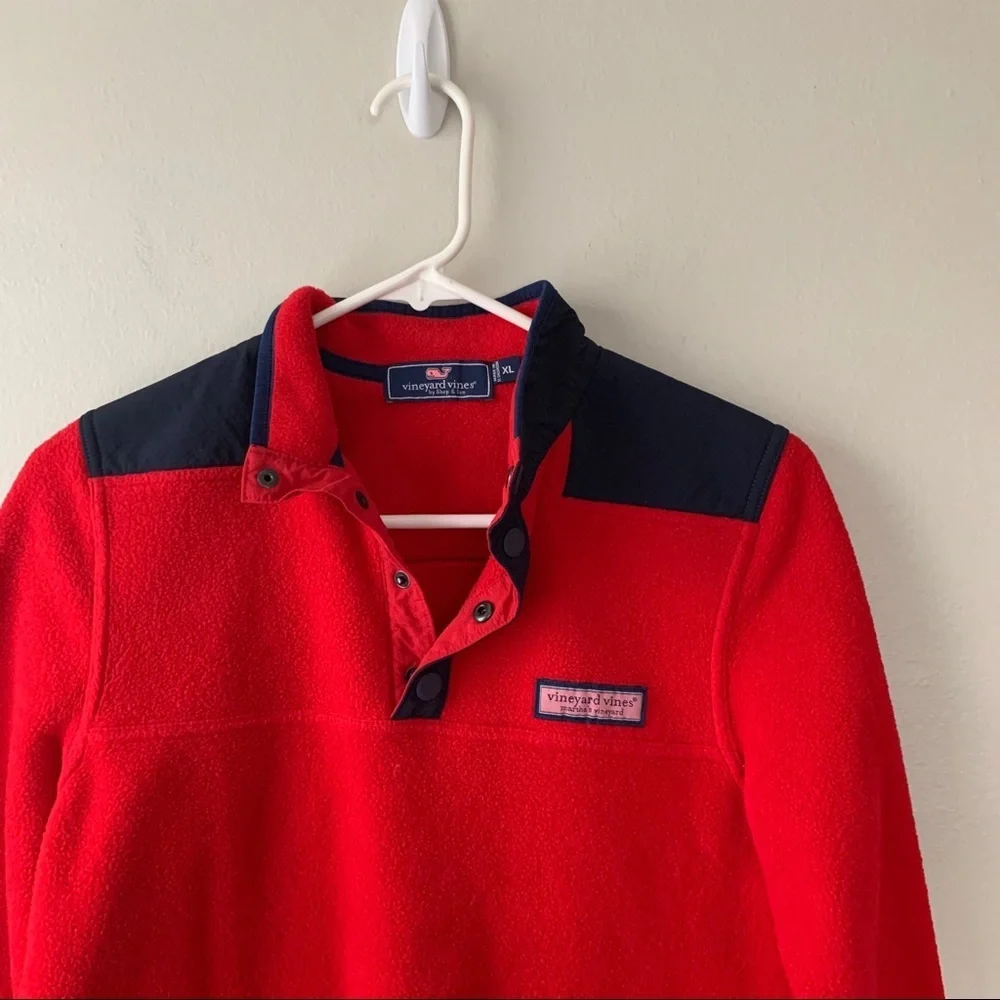 Vineyard Vines good a32